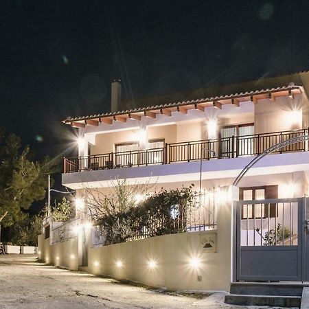 Villa Irina Míloi Exterior photo